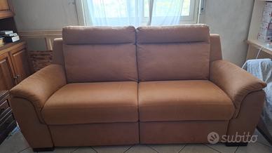 Divano tre posti reclinabile
