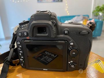 Nikon D750 Body Full Frame Reflex + batteria extra