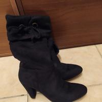 Stivali con tacco num.36