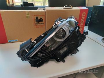 Faro Mazda 3 Full Led Matrix - 2025