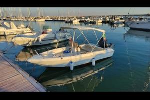 Barca con motore Yamaha 40 cavalli