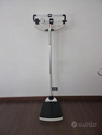 Bilancia meccanica SECA 700 con altimetro