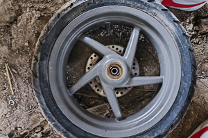 Cerchioni aprilia sr 50