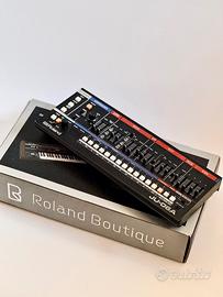 ROLAND JU-06A - Boutique Limited Edition