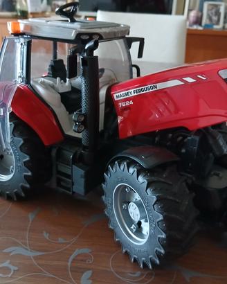 Trattore brouder "Massey Ferguson 7624"