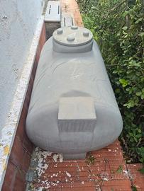 contenitore  acqua  500 litri 
