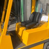 Carrello elevatore Om di 25c