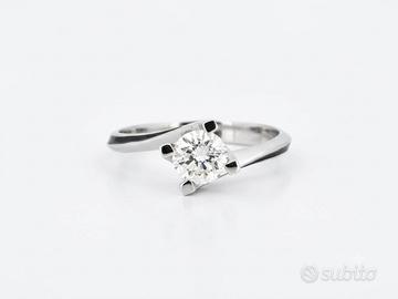 anello solitario 0.70ct certificato GIA