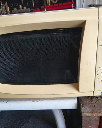 forno a microonde 