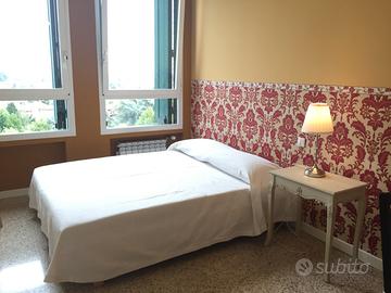 CAMERE A RHO SOLO DONNE da 550 TUTTO COMPRESO