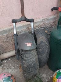 Forcella completa di ruota scooter Aprilia SR 50