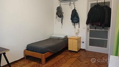 Ampia singola arredata in Corvetto