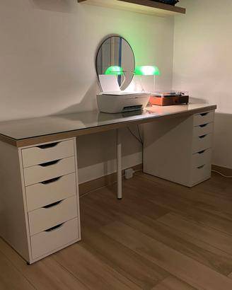 Scrivania Ikea +mensole+vetro 