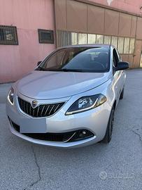 Lancia Y Hibrid 2021