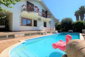 VILLA SINGOLA A GUIDONIA MONTECELIO