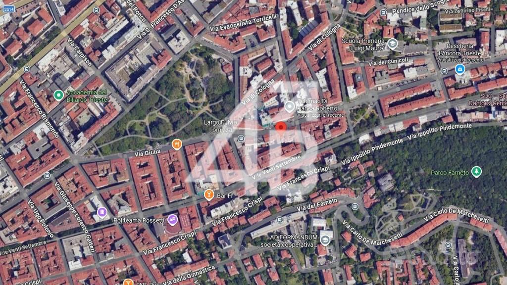 Attività / Licenza di 105 m² con 5 locali a Triest
