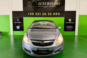 Opel Corsa 1.2 5 porte Easytronic Cosmo