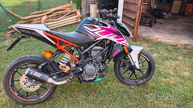 KTM Duke 125