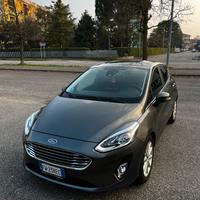 Ford Fiesta- distruzione Cambiata