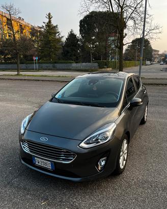 Ford Fiesta- distruzione Cambiata