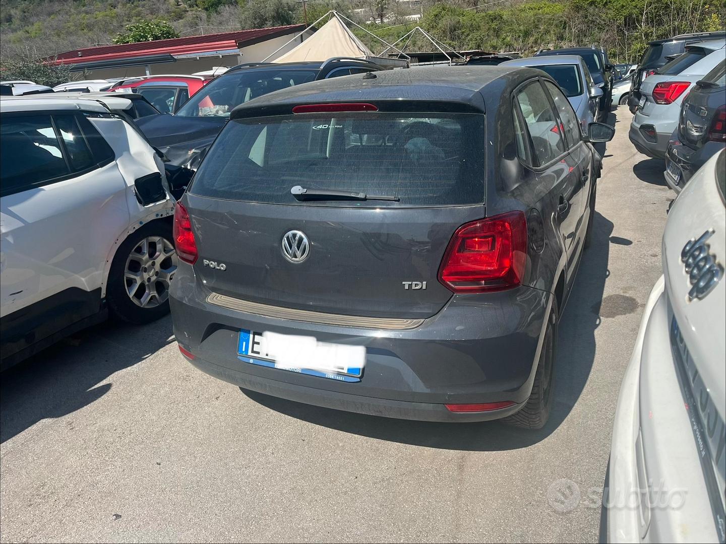Volkswagen Polo 2015 photo 2