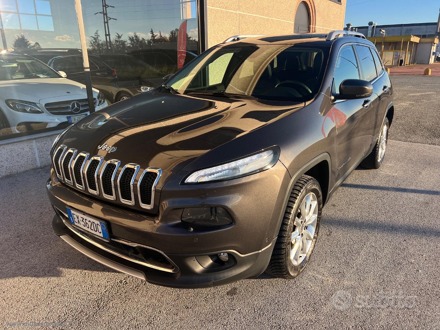 Jeep Cherokee 4ªs. 14-18