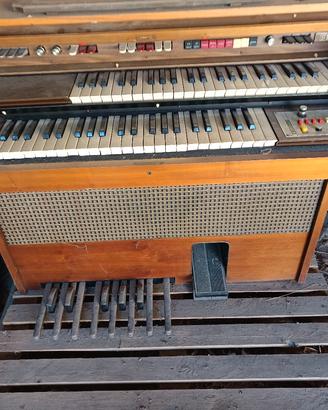 Organo Farfisa