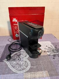 Macchinetta del caffè cialde ILLY