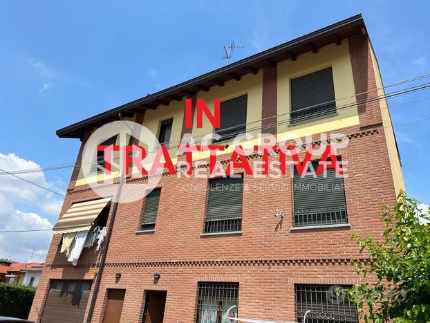 Caronno Pertusella - ampio trilocale in Via Mazzin