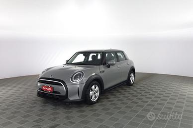 MINI Mini 5 Porte 1.5 Cooper Essential 5 porte