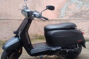 Lambretta V125 Special