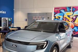 FORD Explorer EV 77kWh Extended Range Premium rwd