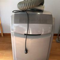 Condizionatore portatile con tubo