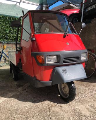 Piaggio Ape 50, serie Mix anno 2000 25.810 km.