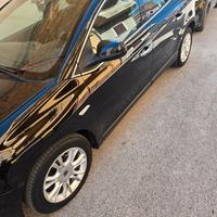 lancia delta diesel 1.600 cv 120 anno 2012