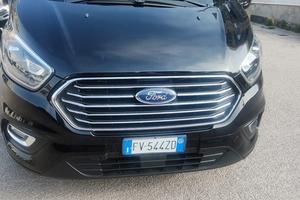 Tourneo Custom 8 posti