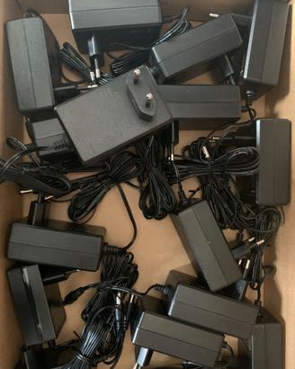 Trasformatori / alimentatori 12V / 18V / 24V / 48V