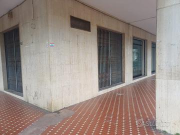 Locale commerciale a PARABITA (LE)