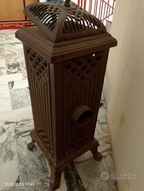 Stufa a legno in ghisa