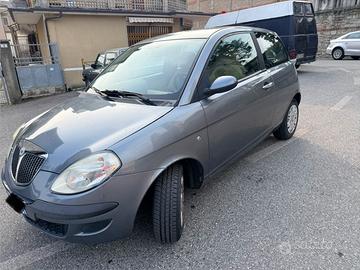 Lancia ypsilon 02-2005