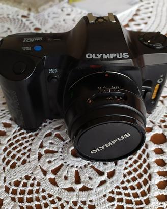macchina fotografica olimpus OM101 Power focus
