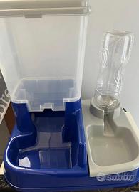 Distributori acqua e crocchette