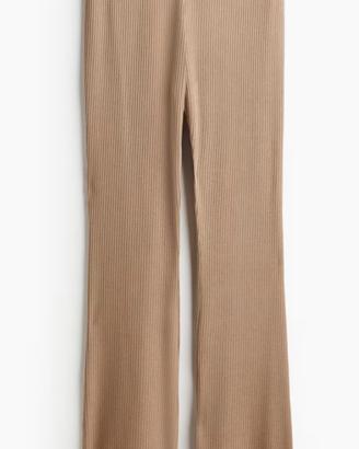 Panaloni svasati in maglia, H&M, S