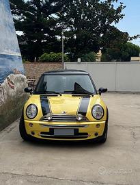 Mini Cooper r50 2004