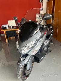 Yamaha T Max
