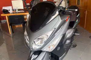 Yamaha T Max