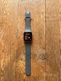 Apple Watch SE 2* gen quadrante 44 mm