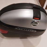 Coppia  bauletti laterali GIVI E41 keyless monokey