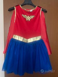 Vestito carnevale Wonder Woman - Tutto per i bambini In vendita a Pavia