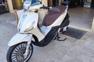 Piaggio Beverly 300